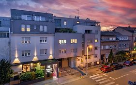 Madison Luxury Apartments & Rooms
